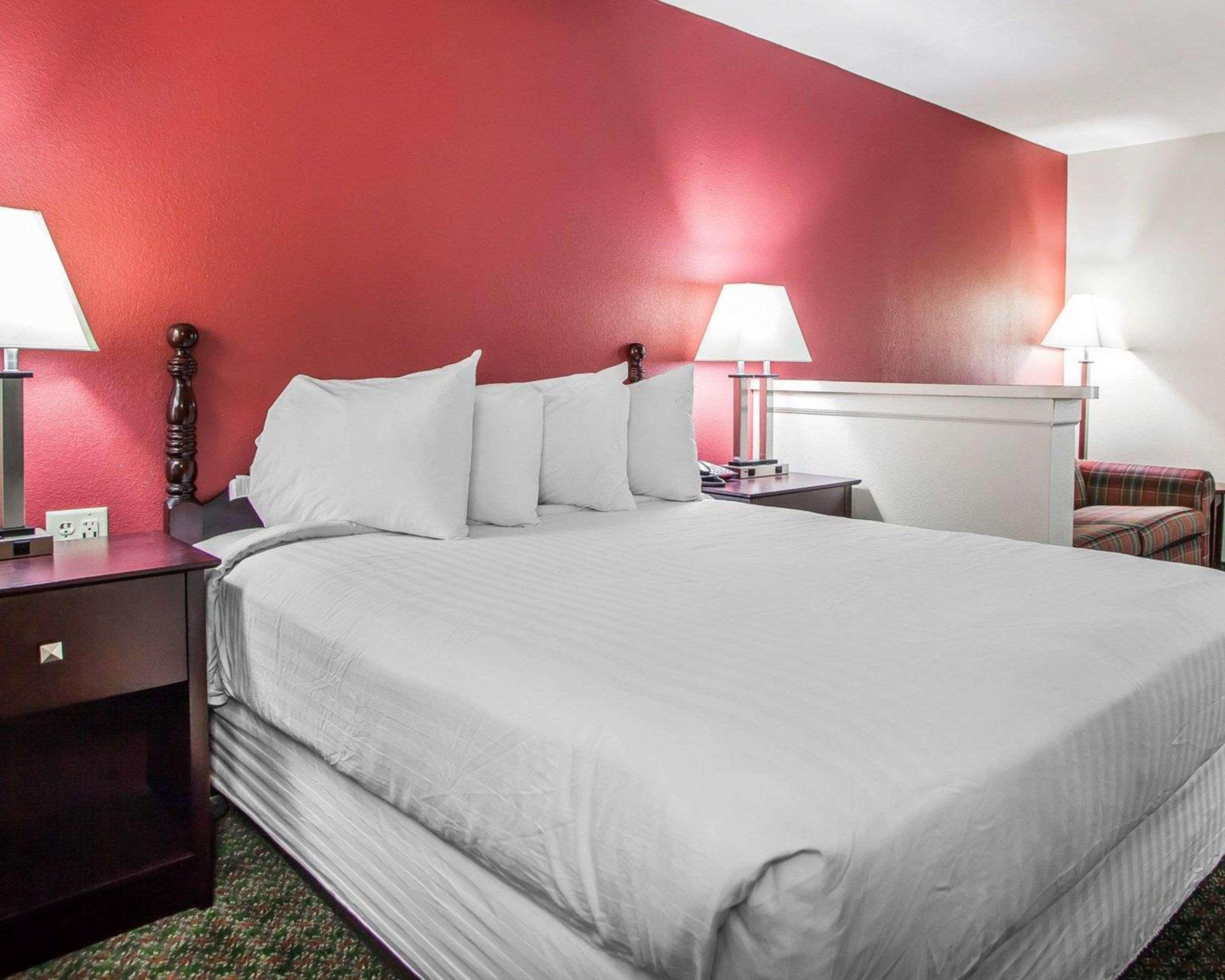Hotel Comfort & Wyomissing-reading Wyomissing