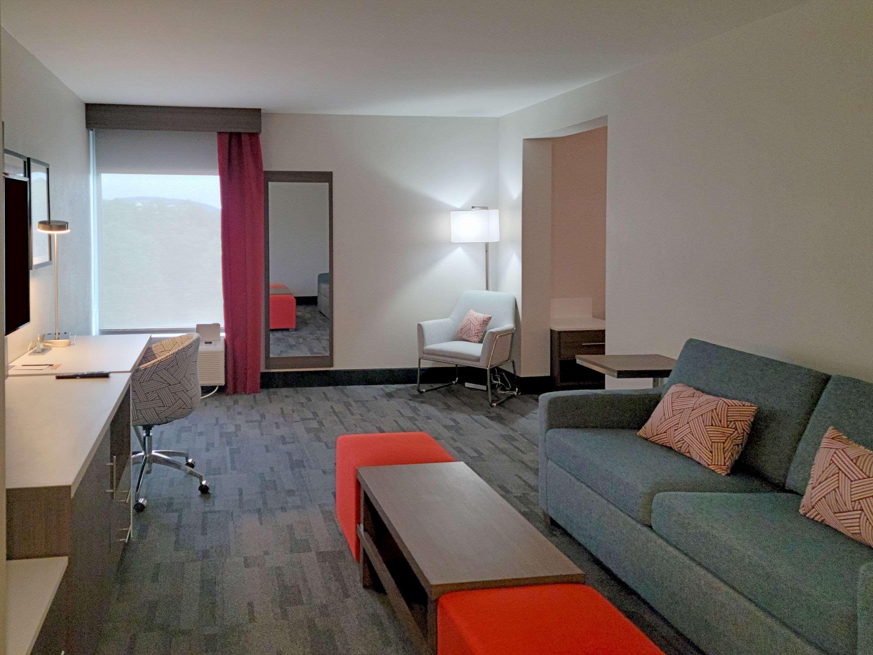 Hotel Comfort & Wyomissing-reading