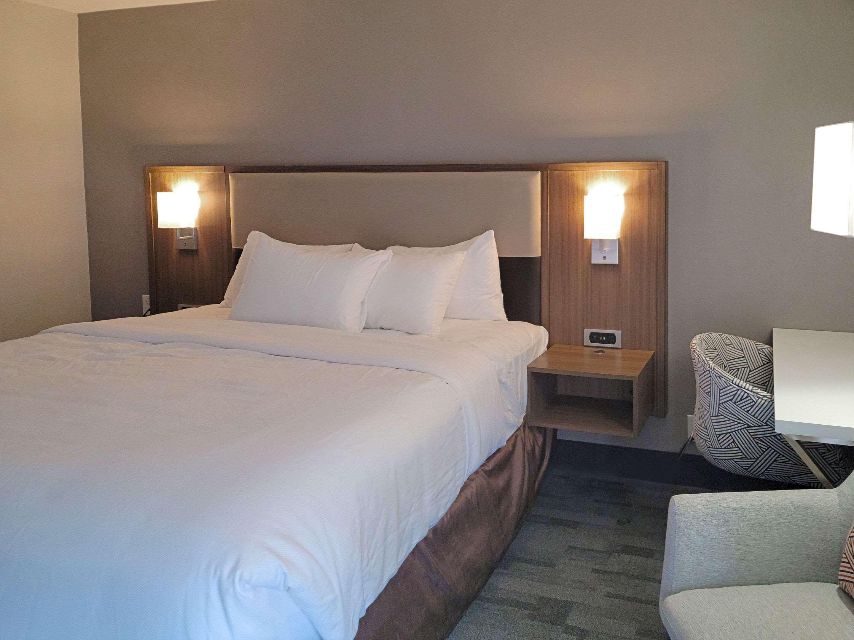 Comfort & Wyomissing-reading Hotel 2*